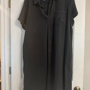 Linen dress with pockets
